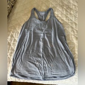 Light purple lululemon tank